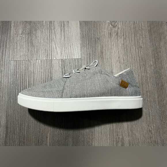 STQ Gray Slip On Shoes - Size Women’s 8.5 - No Box - Picture 3 of 6